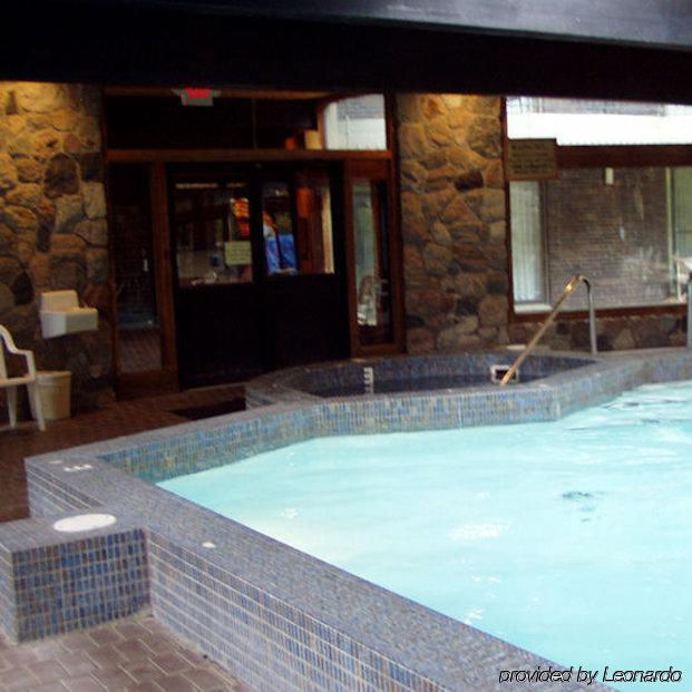 Summit Village Bellaire 设施 照片