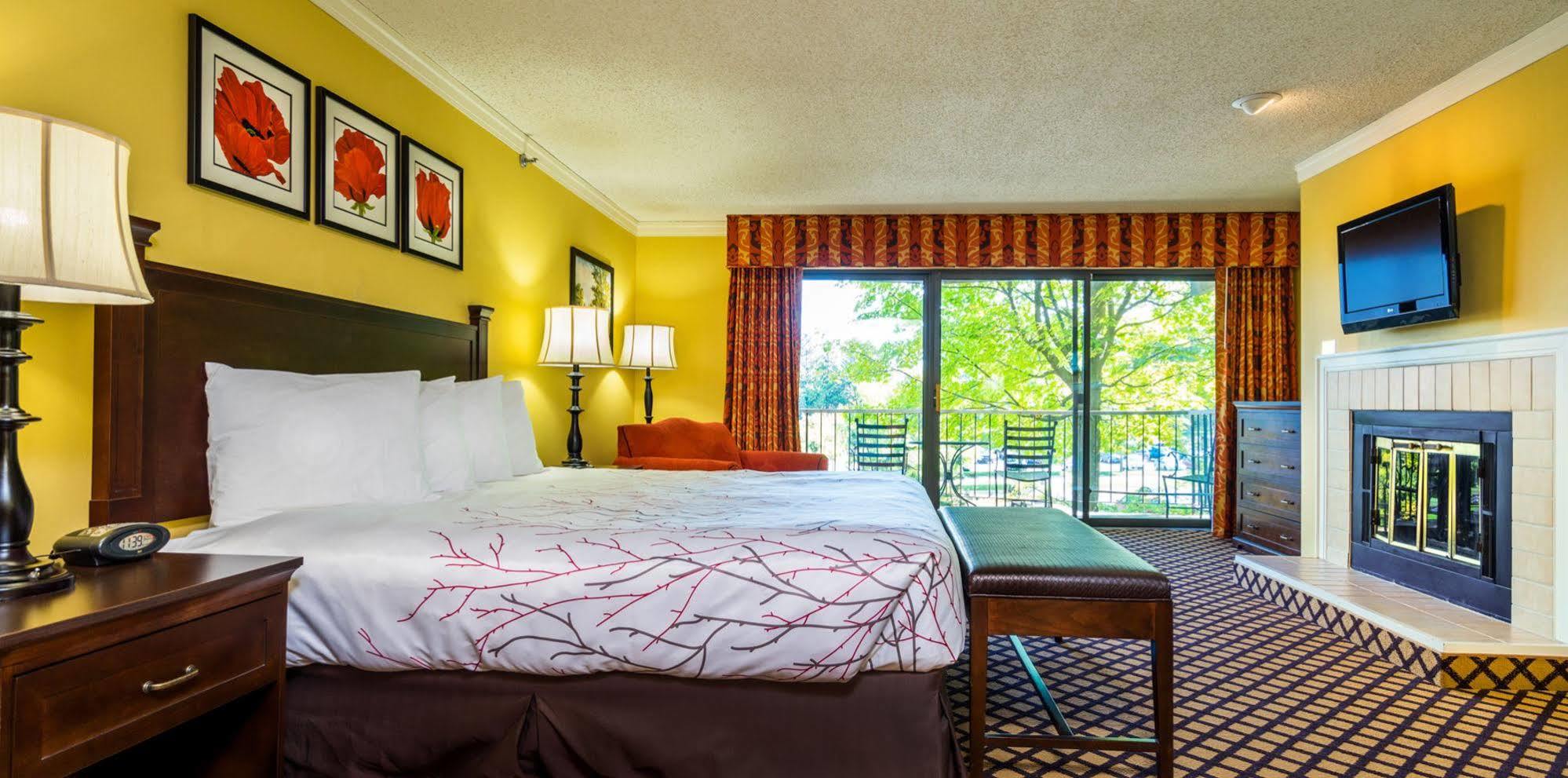 Summit Village Bellaire 外观 照片
